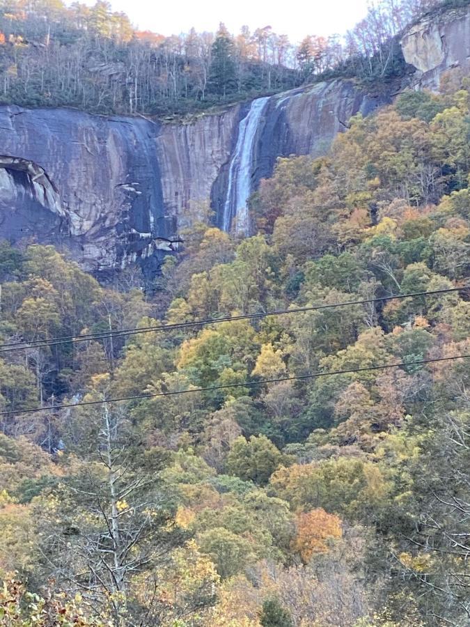 Hickory Falls Motel 2*