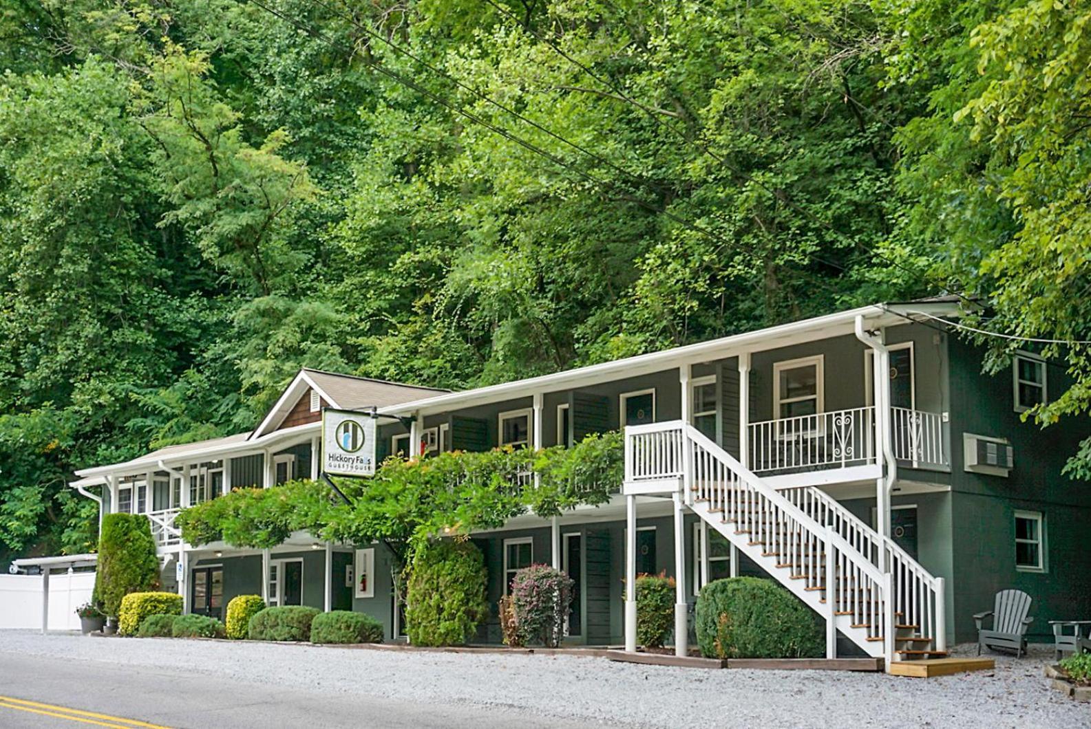 Hickory Falls Motel